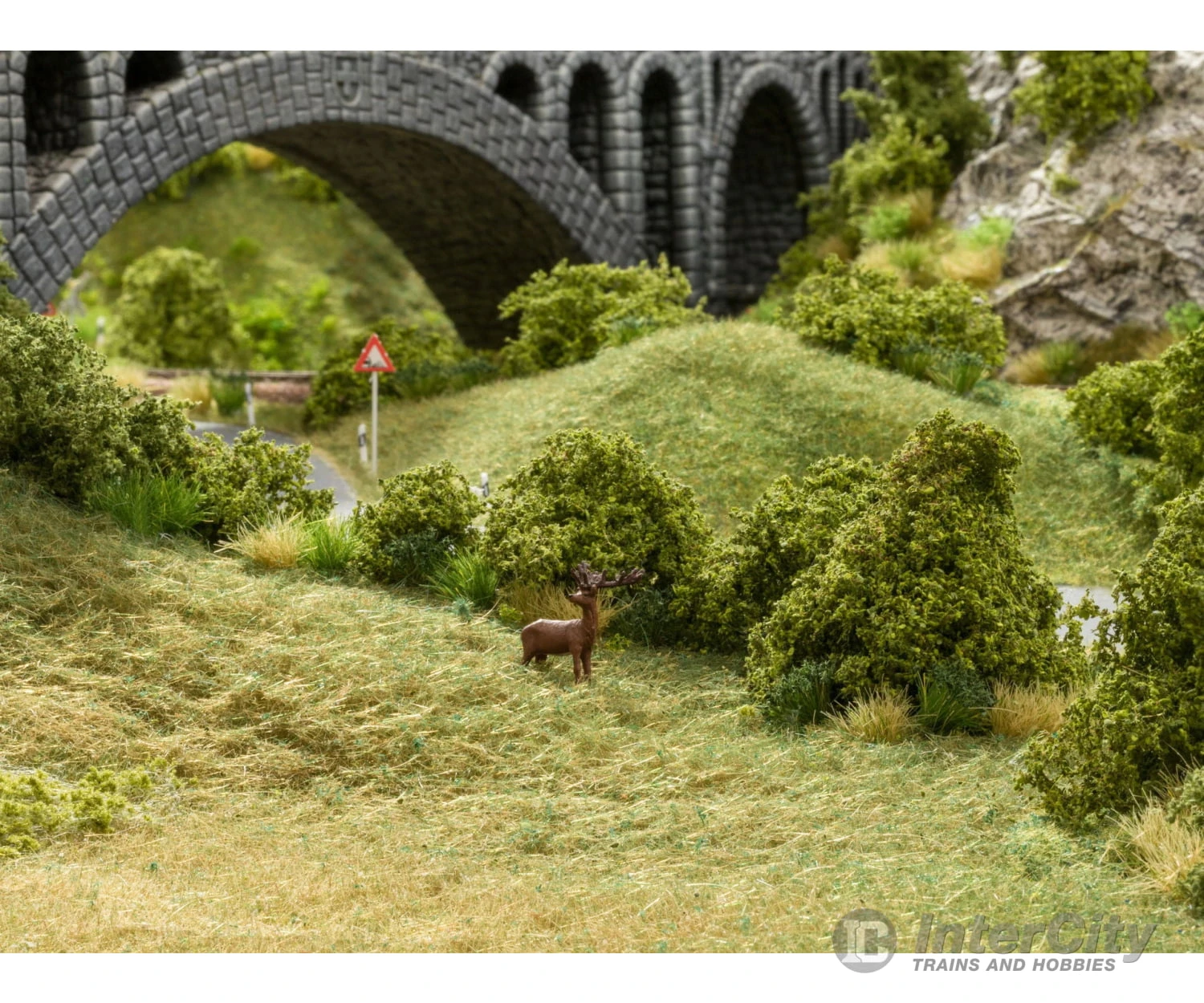 Noch 07081 HO, N Wild Grass, Medium Green 5 Noch 07081 HO, N Wild Grass, Medium Green - Image 3