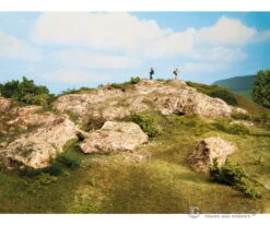 Noch 08321 HO, N, Z Scatter Grass, Dark Green, 2.5 Mm -Noch Shop noch 08321 ho n z scatter grass dark green 2 5 mm static applicators 682