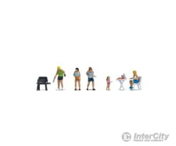 Noch 15881 HO People Camping