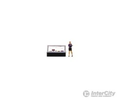 Noch 16510 HO Tiny Scenes 'Cake Display'