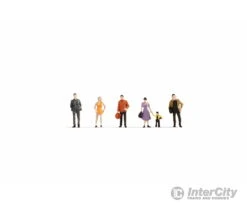 Noch 18101 HO Standing Pedestrians