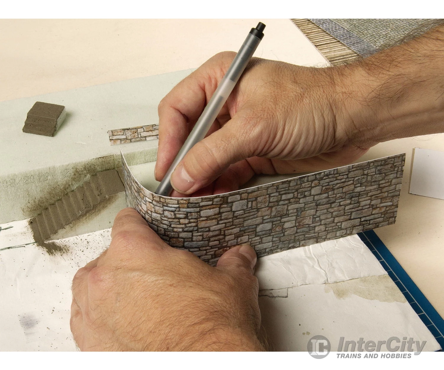 Noch 56723 HO 3D Cardboard Sheet "Irregular Paving" 4 Noch 56723 HO 3D Cardboard Sheet "Irregular Paving" - Image 2